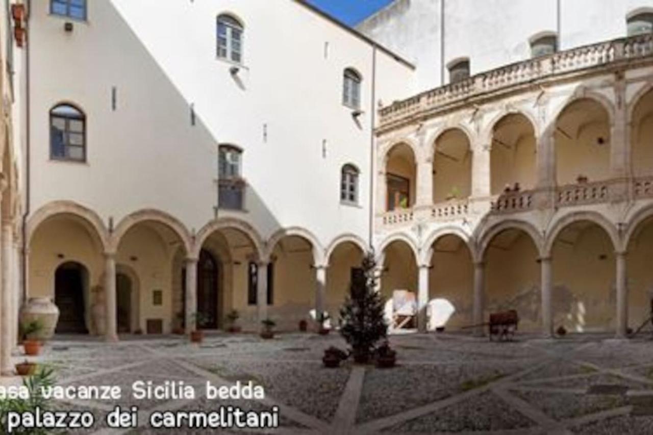 Casa Vacanze Sicilia Bedda パルティニーコ エクステリア 写真